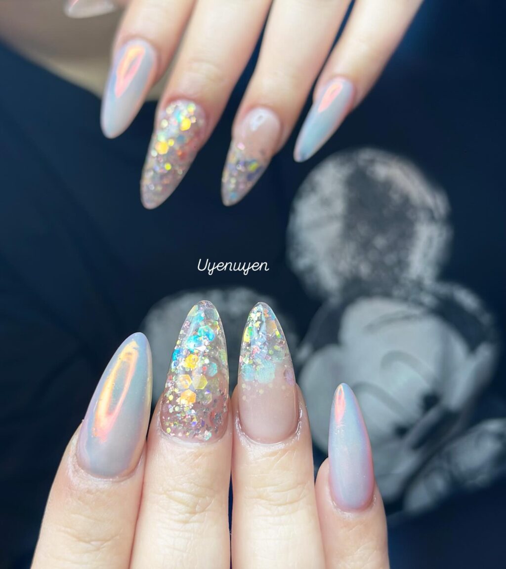 Instagram post from uyenuyendiamondlounge. This post is in position 2.