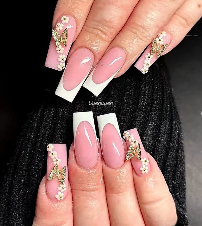Instagram post from uyenuyendiamondlounge. This post is in position 11.